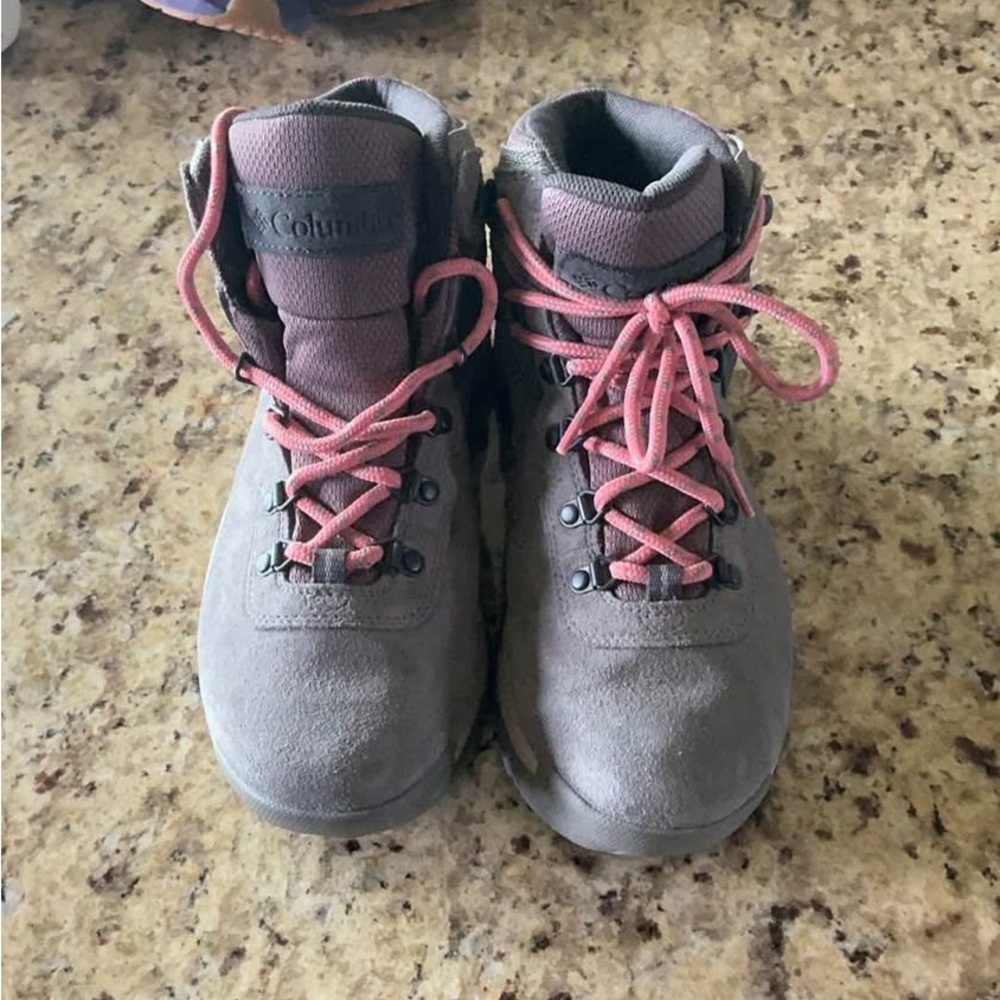 Columbia Gray and Pink Outdoor Boots